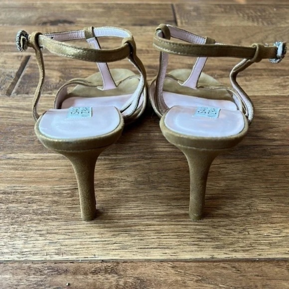 Isaac Mizrahi Gold Metallic Strappy Open Toe Heels Rhinestone Buckle Accent Sz 8 - Picture 13 of 14